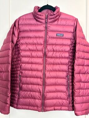 Patagonia Women’s Down Jacket Burgundy XL Lightweight Goose Down